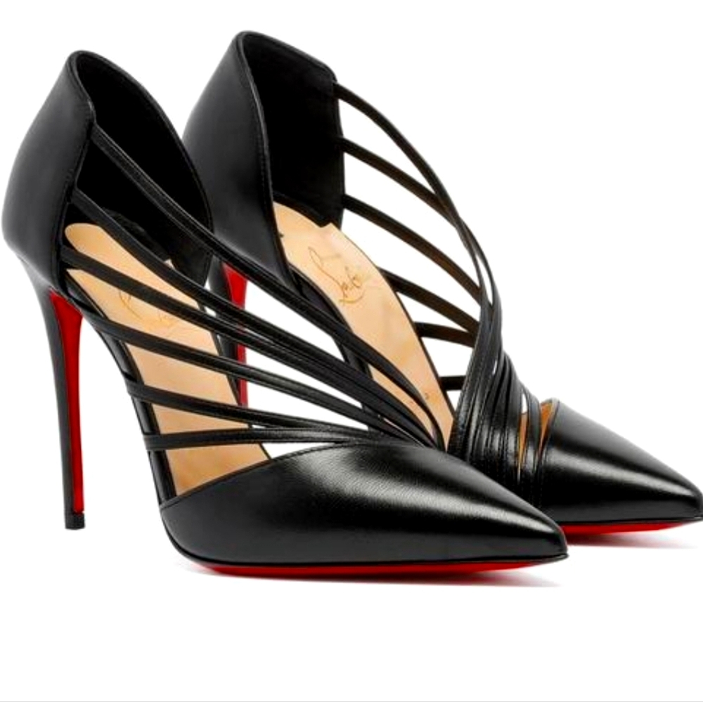 Christian Louboutin Black Pumps